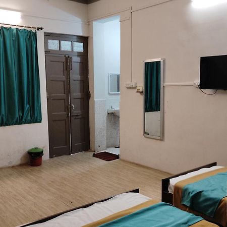 6 Cr Hotel Natraj Railway Station Аурангабад Екстер'єр фото