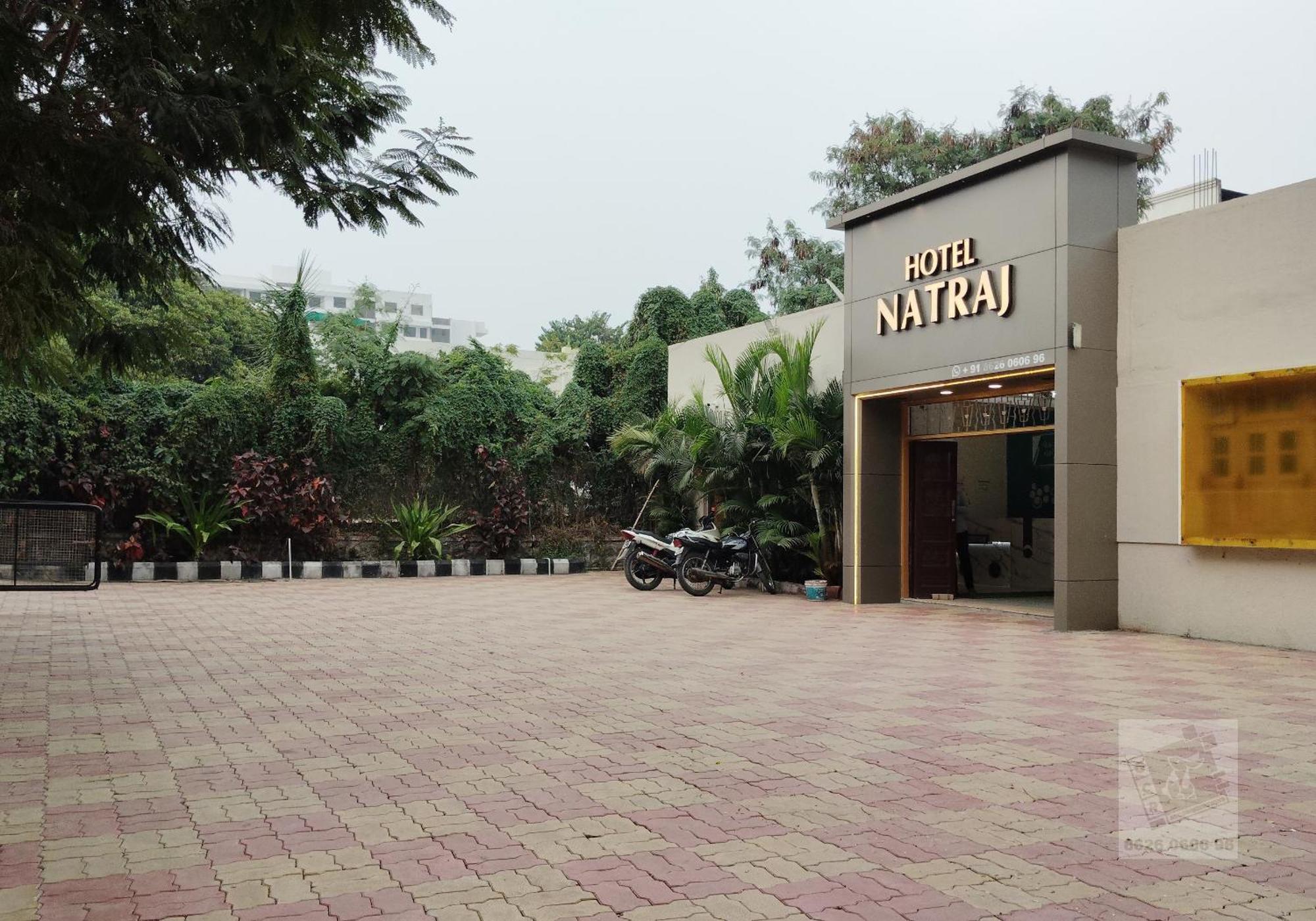 6 Cr Hotel Natraj Railway Station Аурангабад Екстер'єр фото